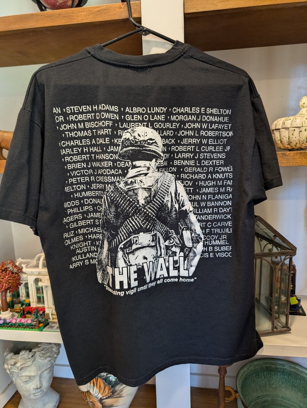 POW MIA The Wall Memorial T-shirt Size Large